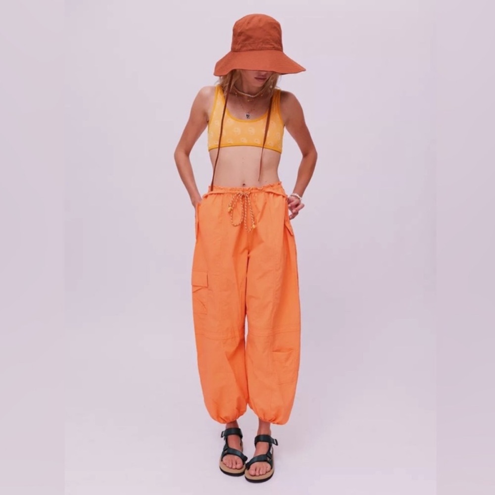 NEW Urban Outfitters | UO Waylan Nylon Jogger Pant Neon Orange Parachute Pants - Picture 4 of 9